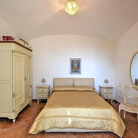Sleeps 6 Air Con Wifi * Positano